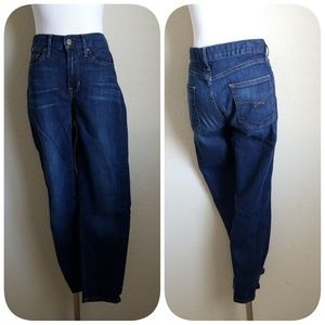 Gap 1969 boyfriend jeans